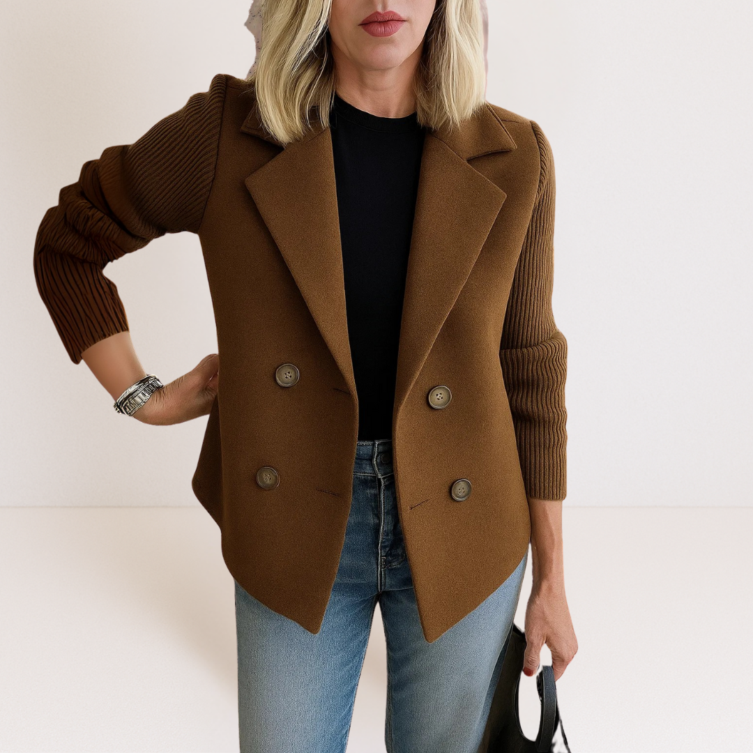 Martine – Blazer Cruzado de Comodidad Moderna y Elegancia Atemporal